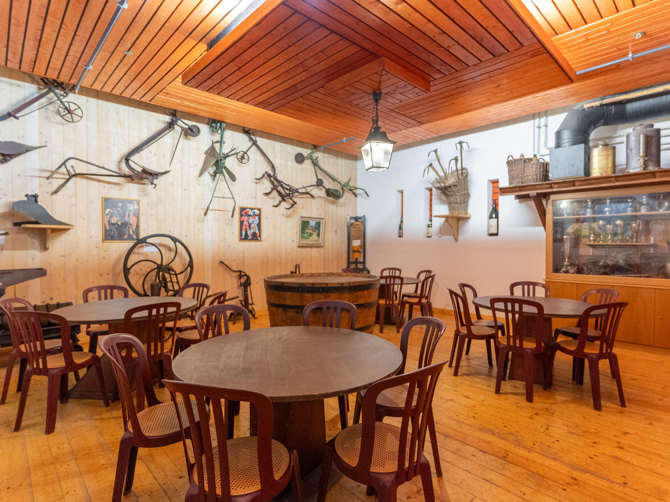 Le carnotzet du Moulin de Chiblins &agrave; r&eacute;server pour vos &eacute;v&eacute;nements