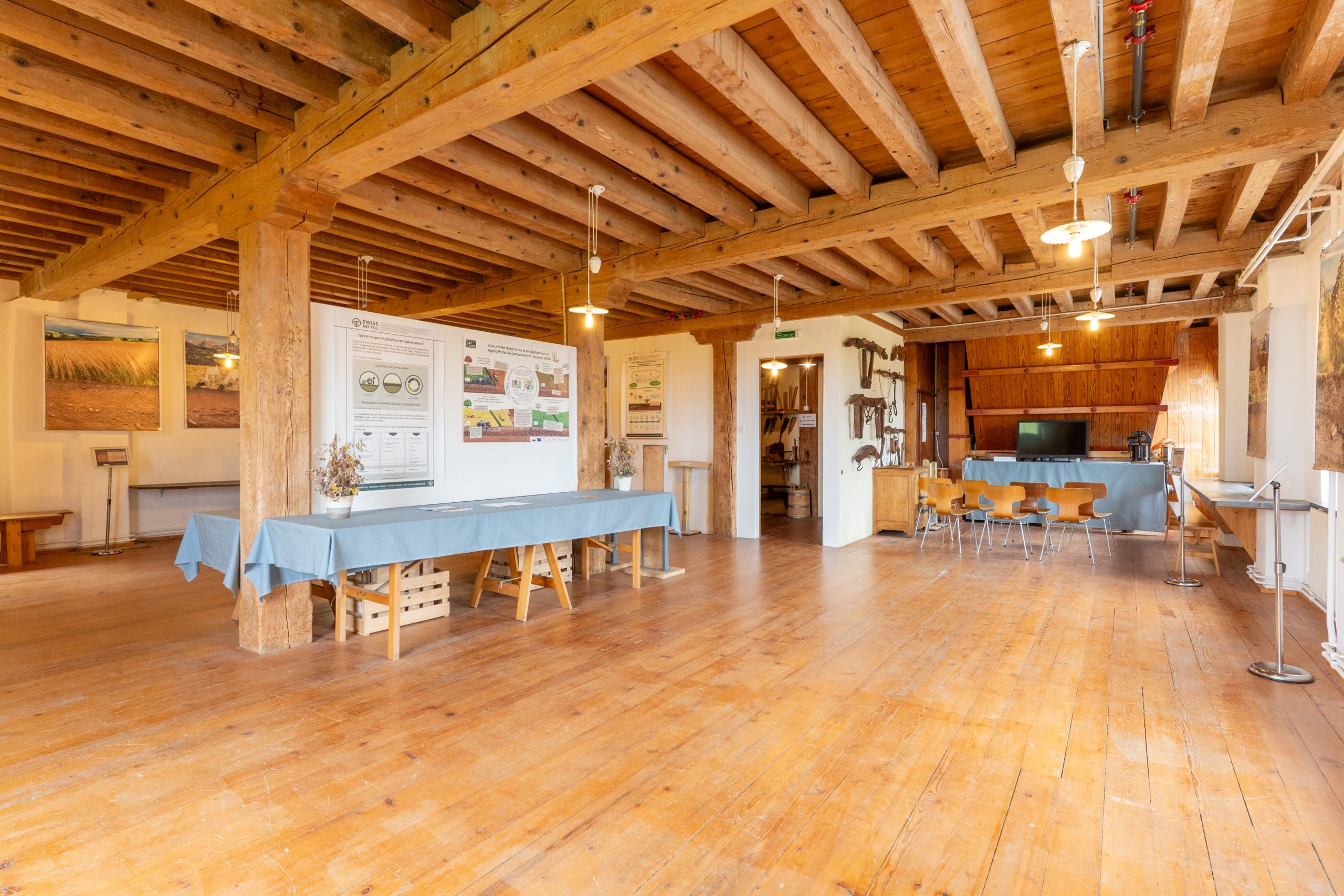 Les salles de r&eacute;ception du Moulin de Chiblins pour vos &eacute;v&eacute;nements